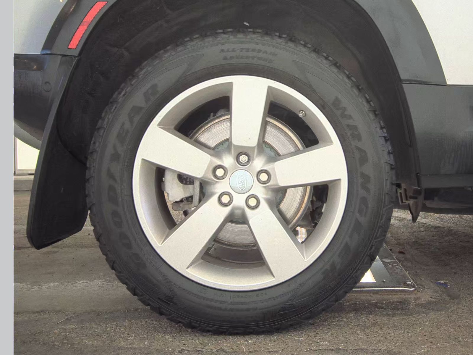 2020 Land Rover Defender 110 First Edition AWD