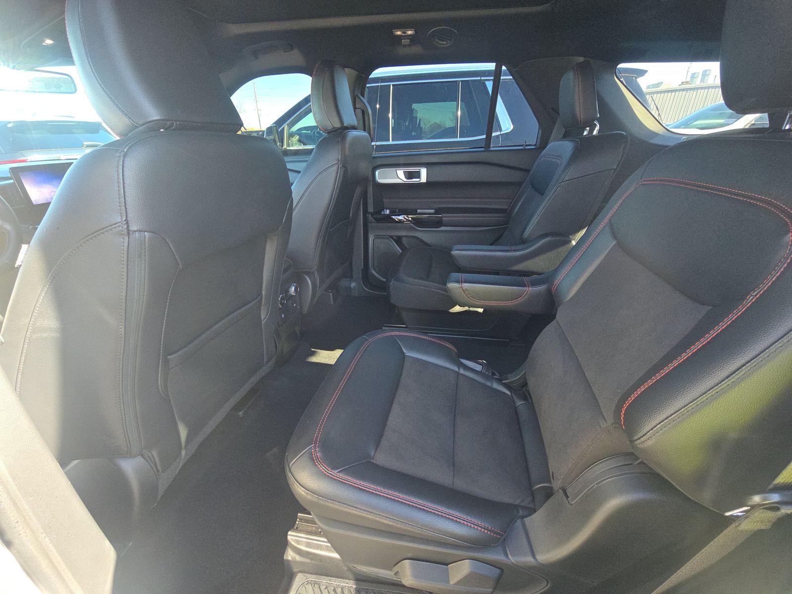 2023 Ford Explorer ST-Line AWD