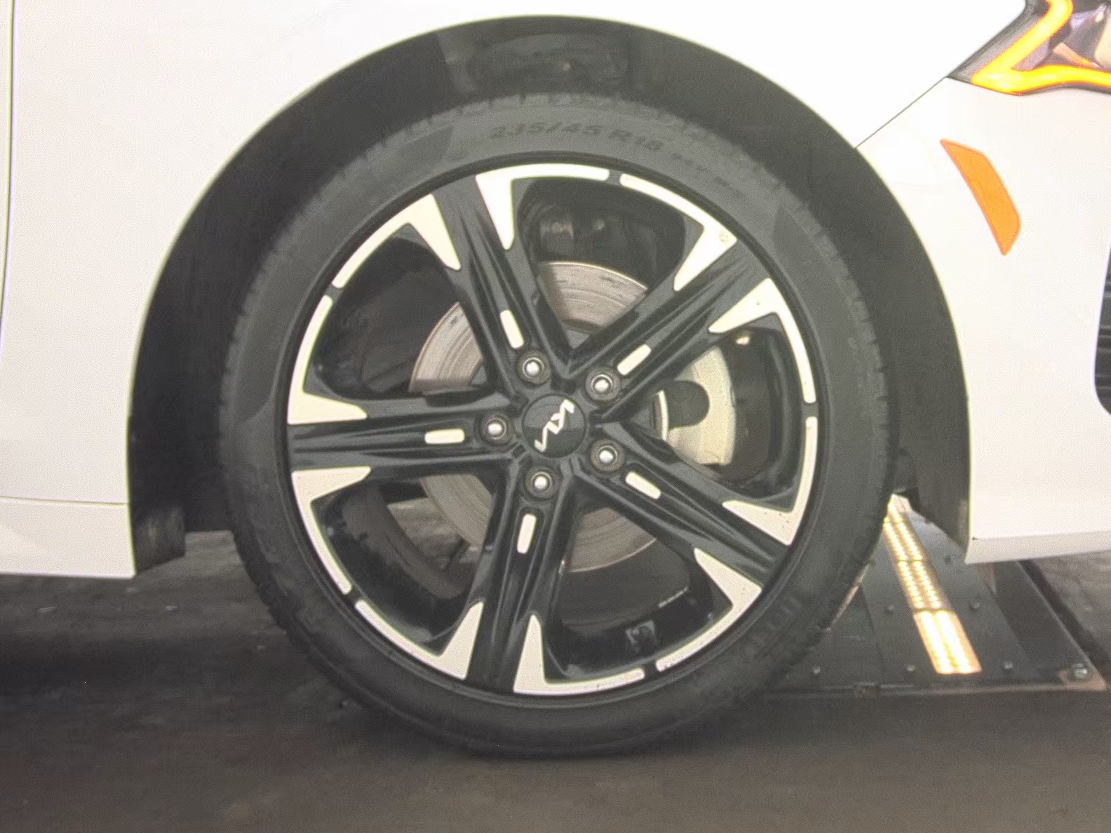 2024 Kia K5 GT-Line FWD