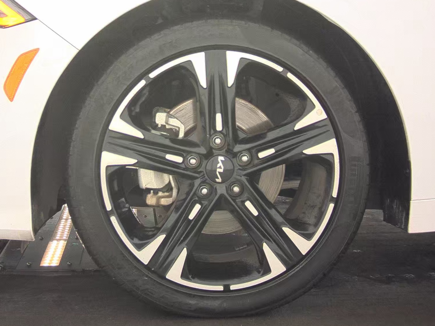 2024 Kia K5 GT-Line FWD