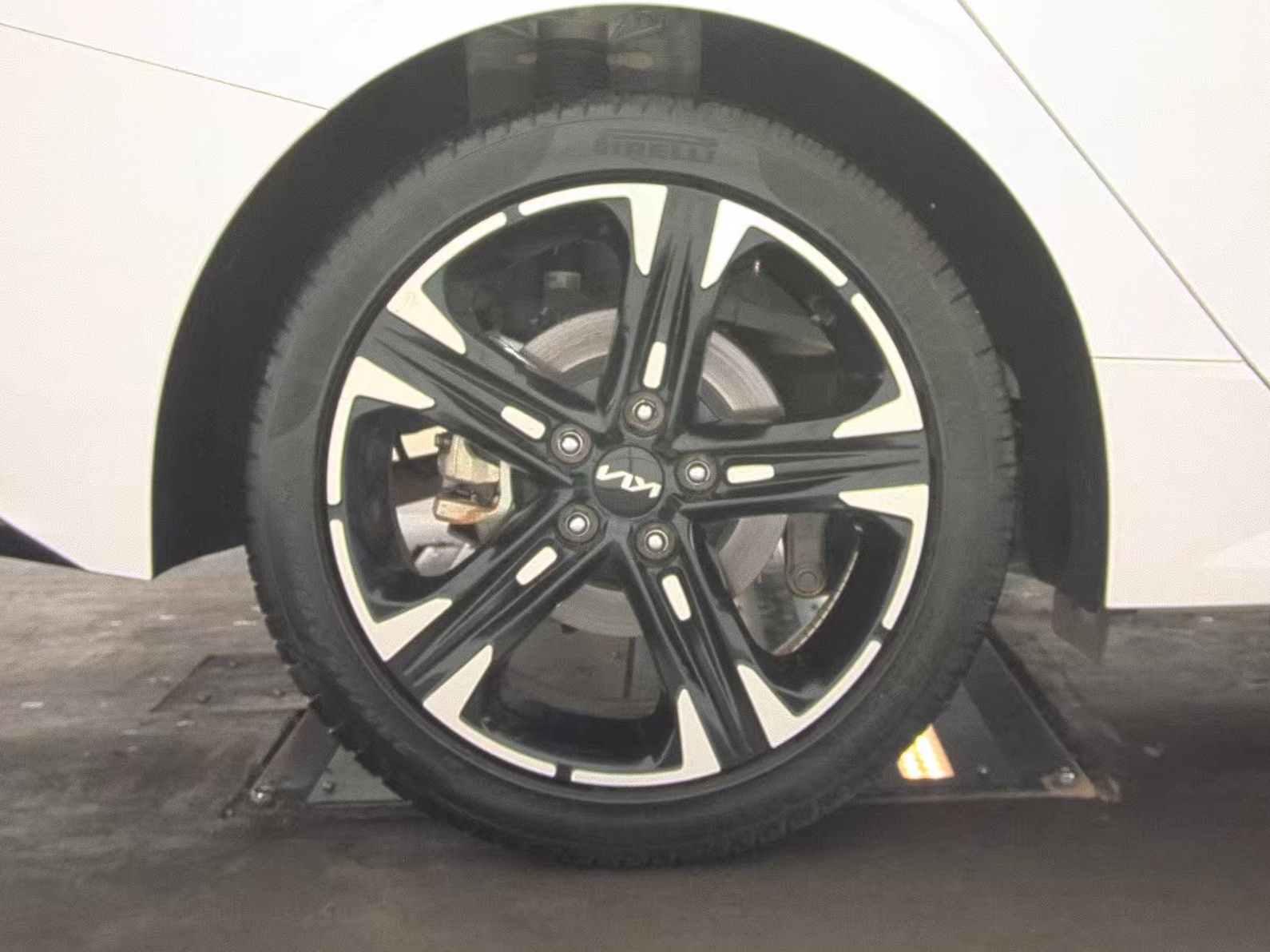 2024 Kia K5 GT-Line FWD