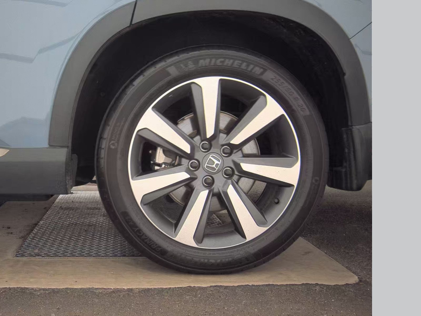 2024 Honda Pilot Touring FWD