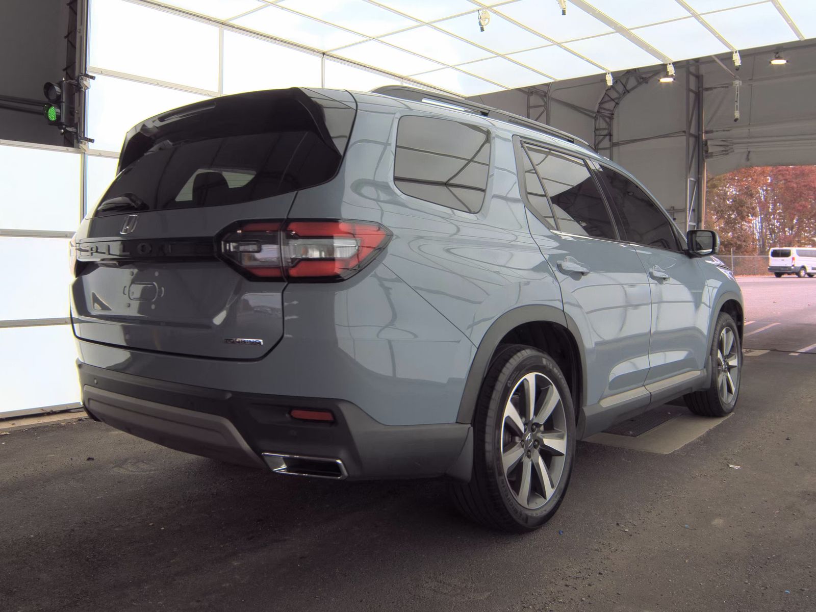 2024 Honda Pilot Touring FWD