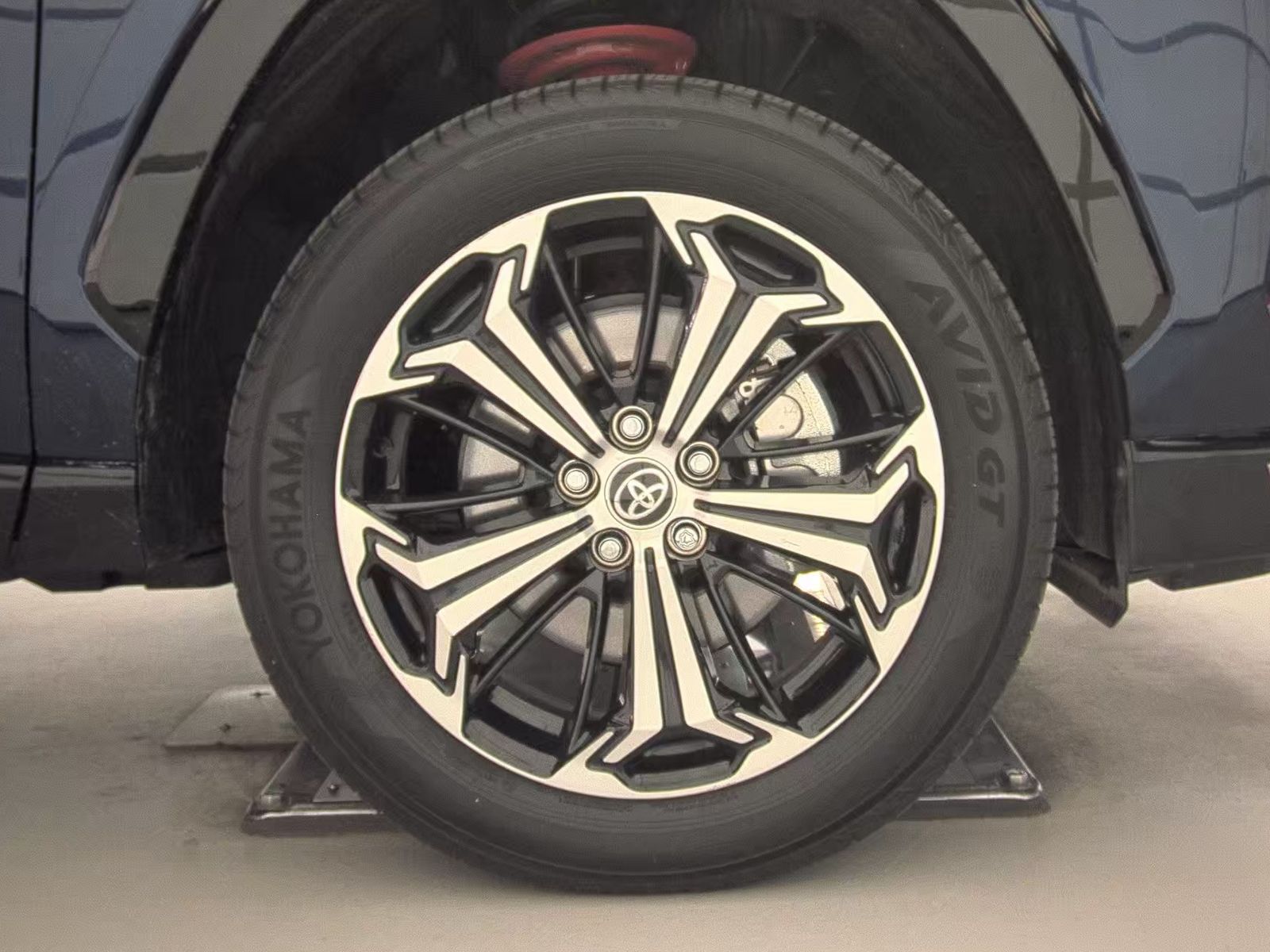 2025 Toyota RAV4 Plug-In Hybrid XSE AWD