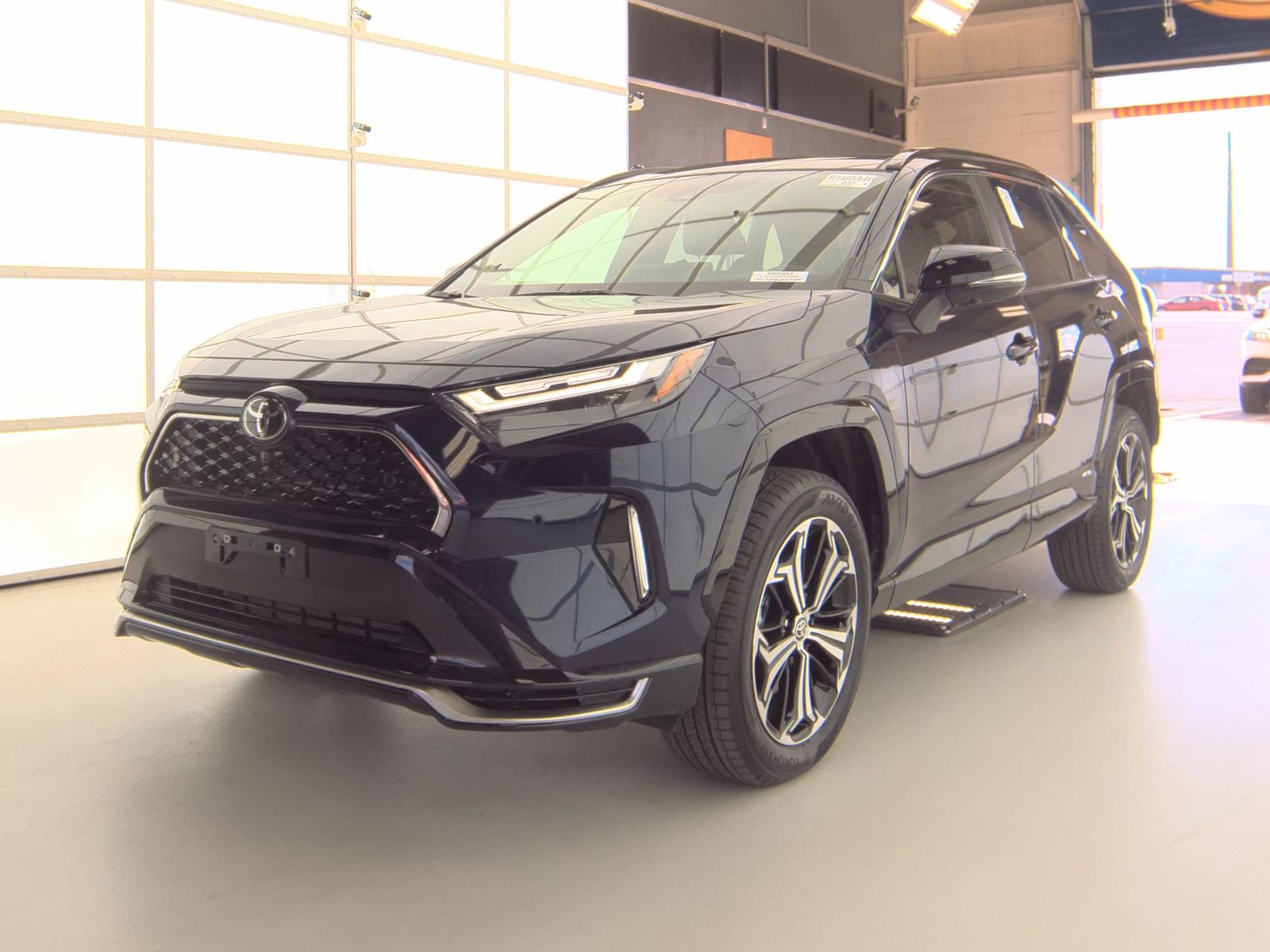 2025 Toyota RAV4 Plug-In Hybrid XSE AWD