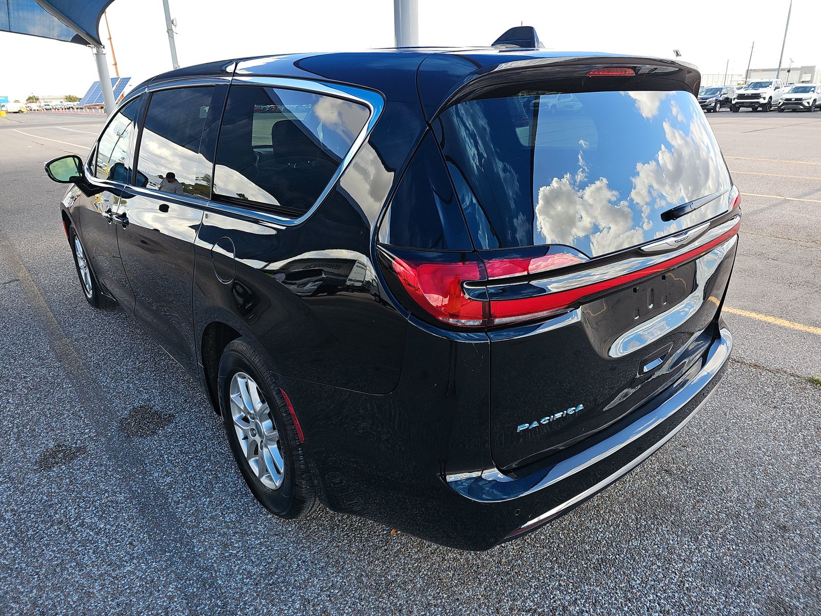 2025 Chrysler Pacifica Select FWD