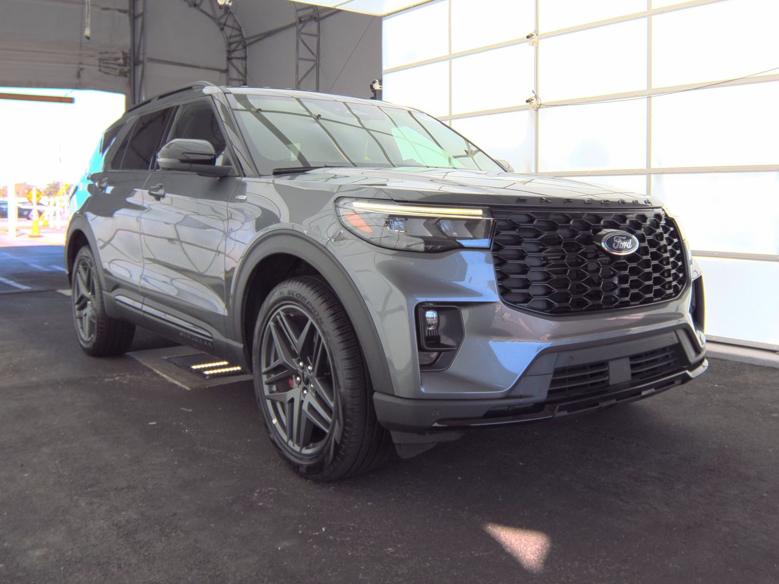 2025 Ford Explorer ST-Line AWD