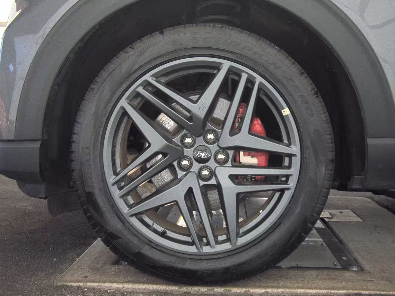 2025 Ford Explorer ST-Line AWD