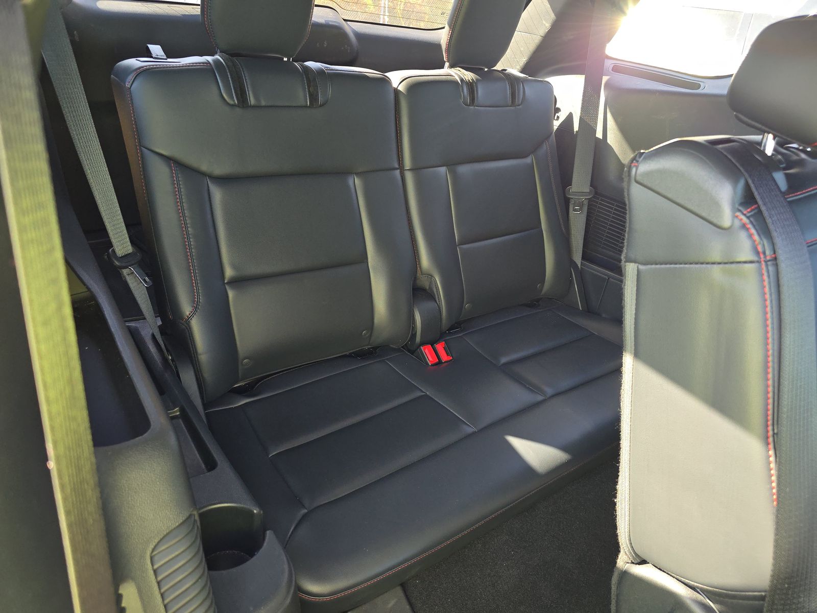 2025 Ford Explorer ST-Line AWD