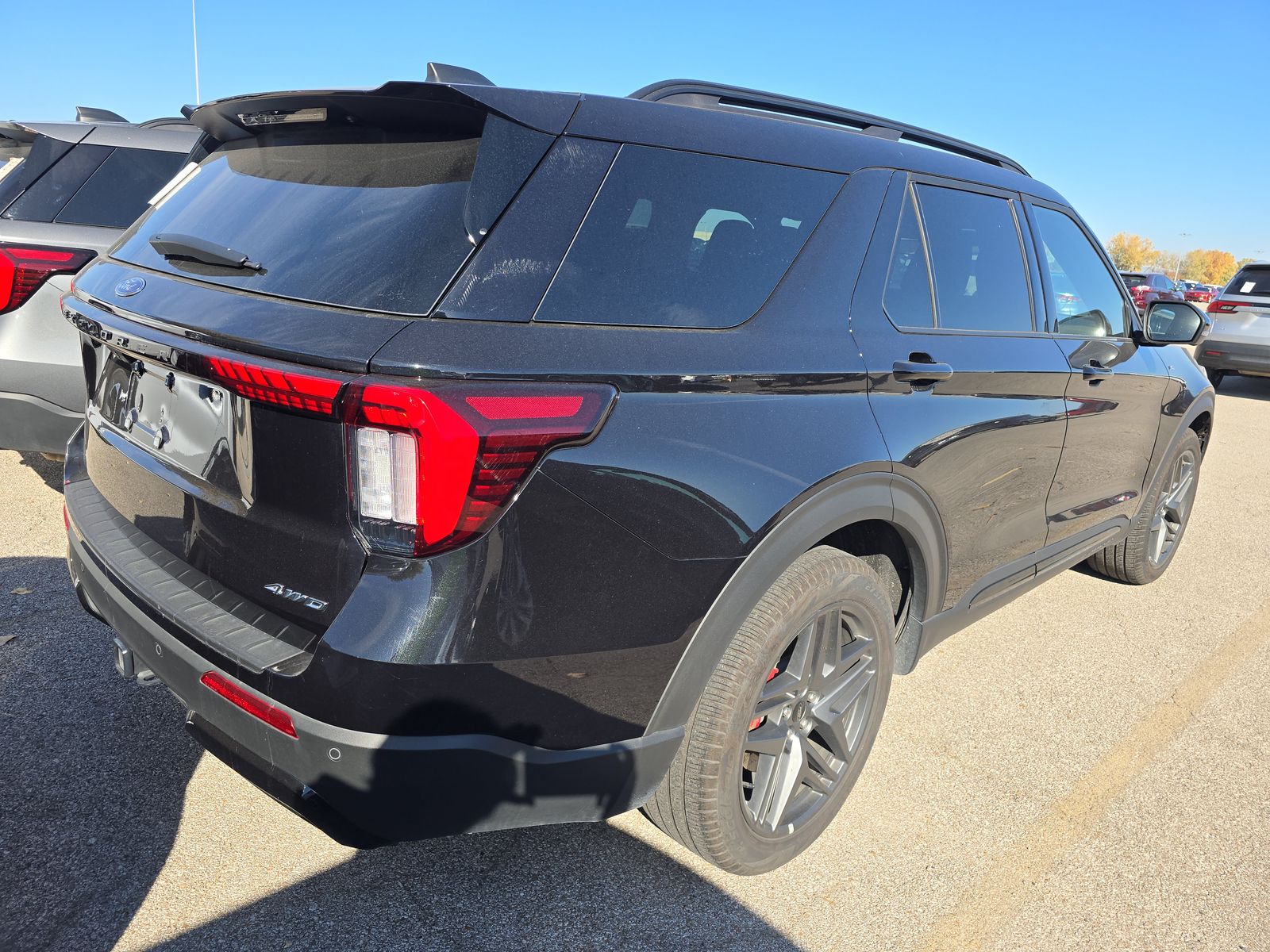 2025 Ford Explorer ST-Line AWD