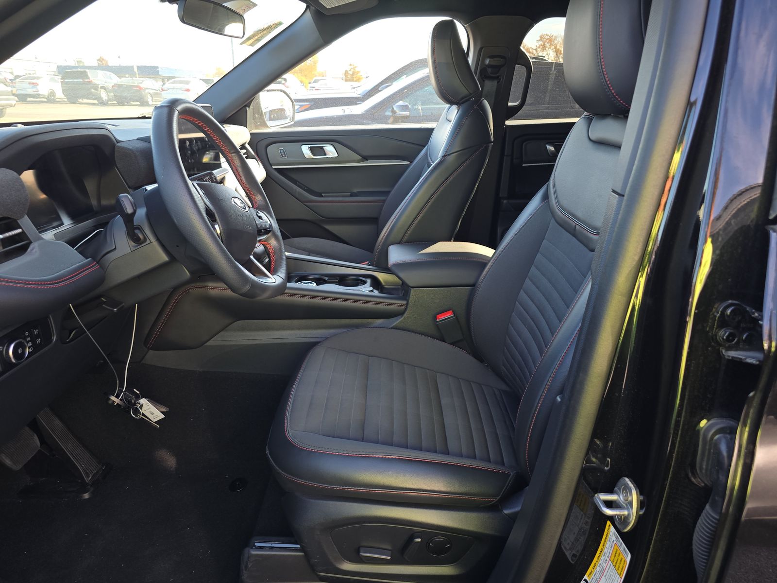 2025 Ford Explorer ST-Line AWD