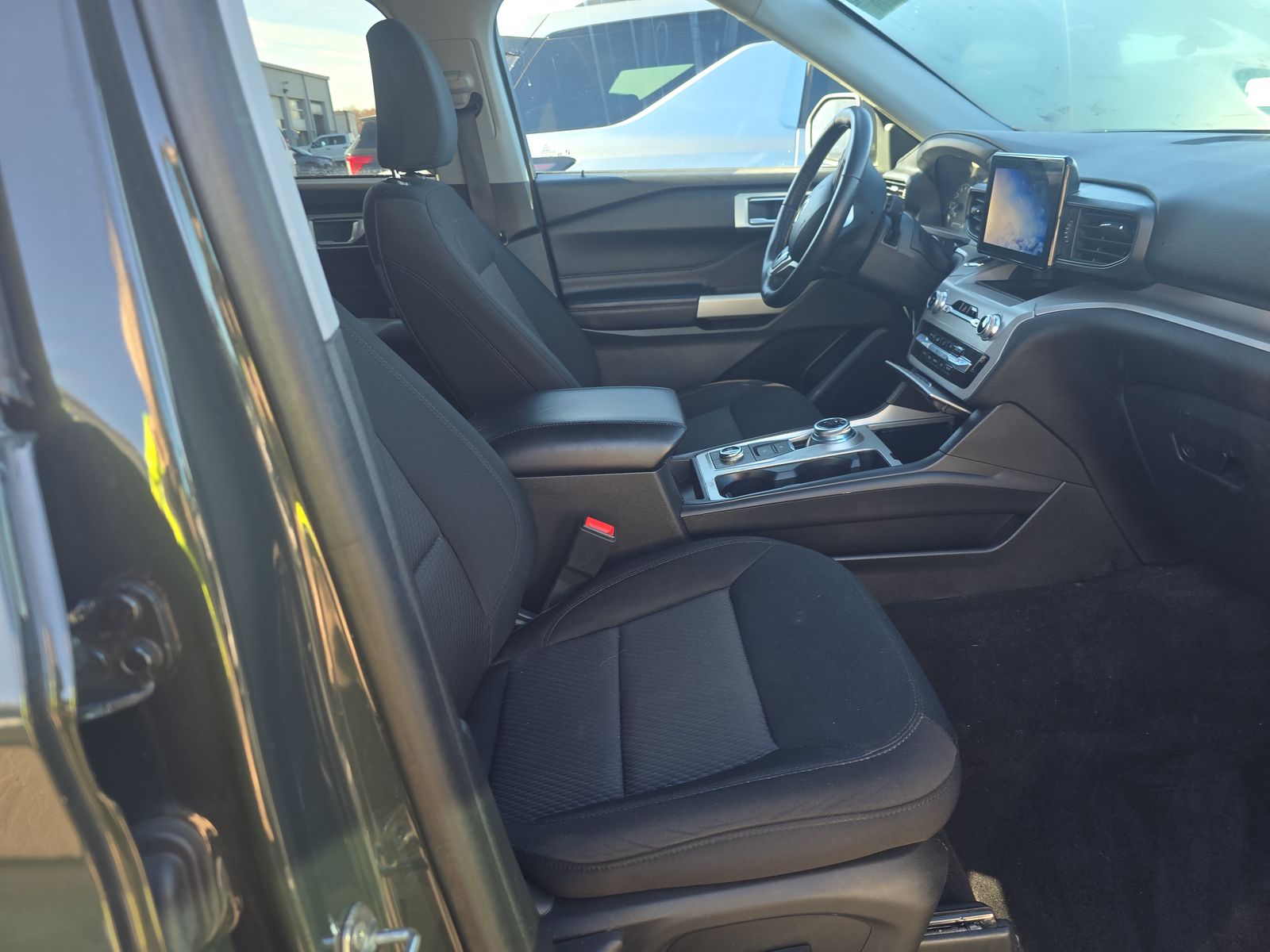 2023 Ford Explorer XLT AWD