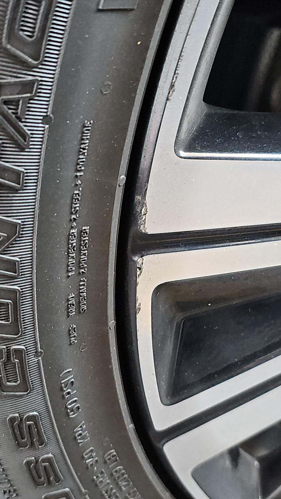 2023 Volvo XC60 B5 Plus FWD