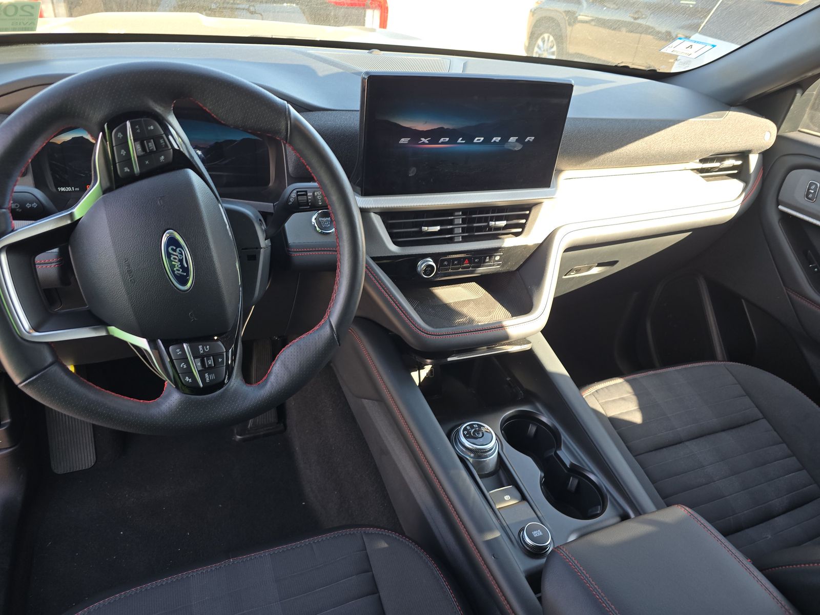 2025 Ford Explorer ST-Line AWD