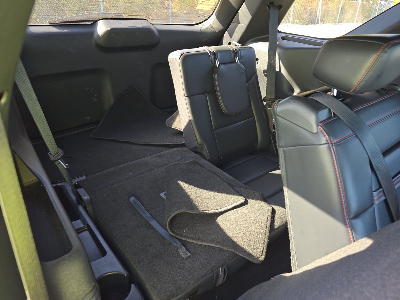 2025 Ford Explorer ST-Line AWD