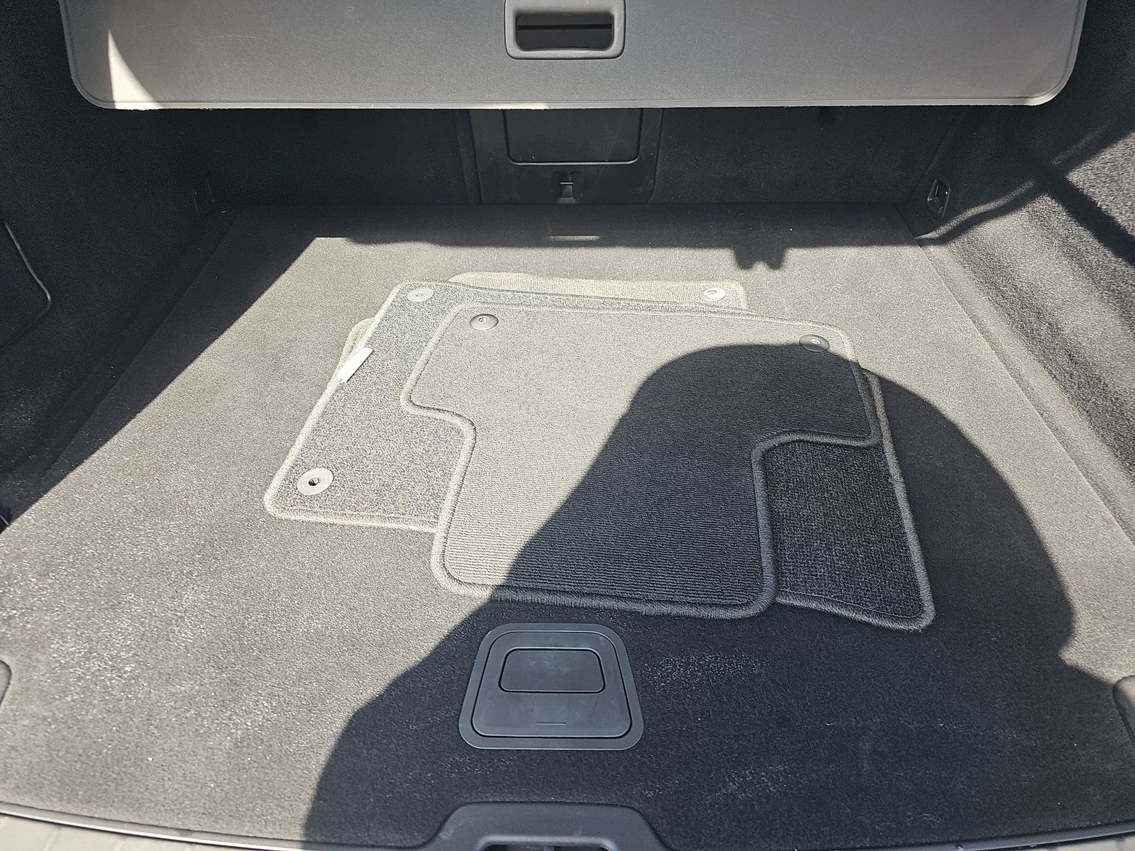 2022 Volvo XC60 B5 Inscription FWD