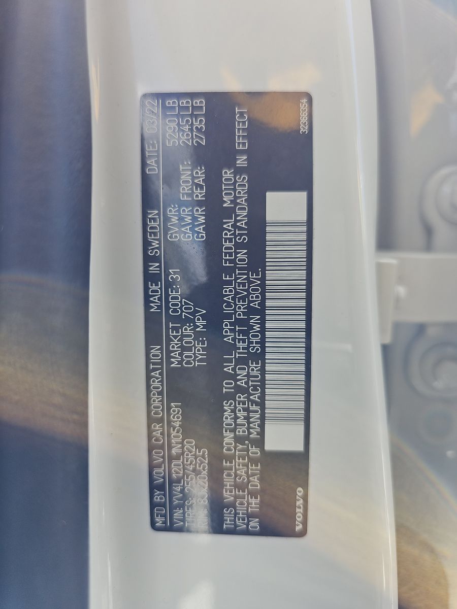 2022 Volvo XC60 B5 Inscription FWD