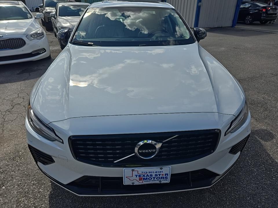 2022 Volvo S60 Recharge T8 R-Design Expression AWD
