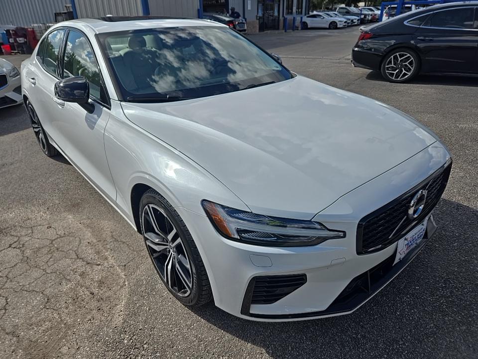 2022 Volvo S60 Recharge T8 R-Design Expression AWD