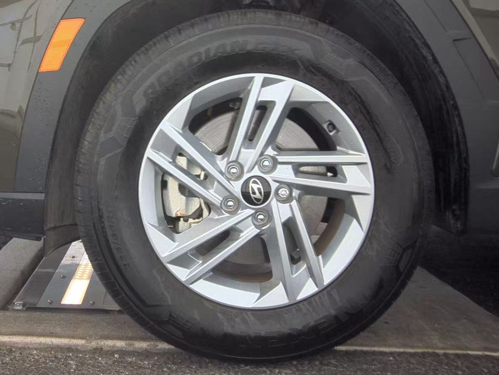 2025 Hyundai Tucson SE FWD