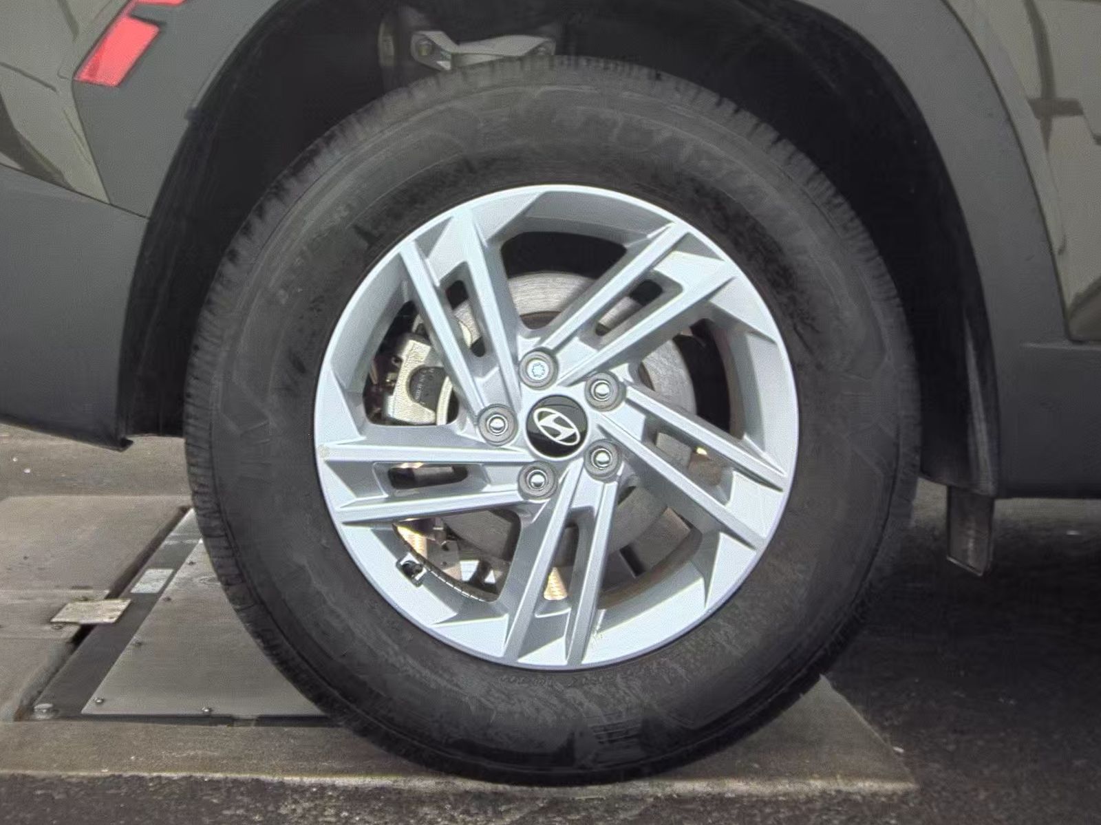 2025 Hyundai Tucson SE FWD