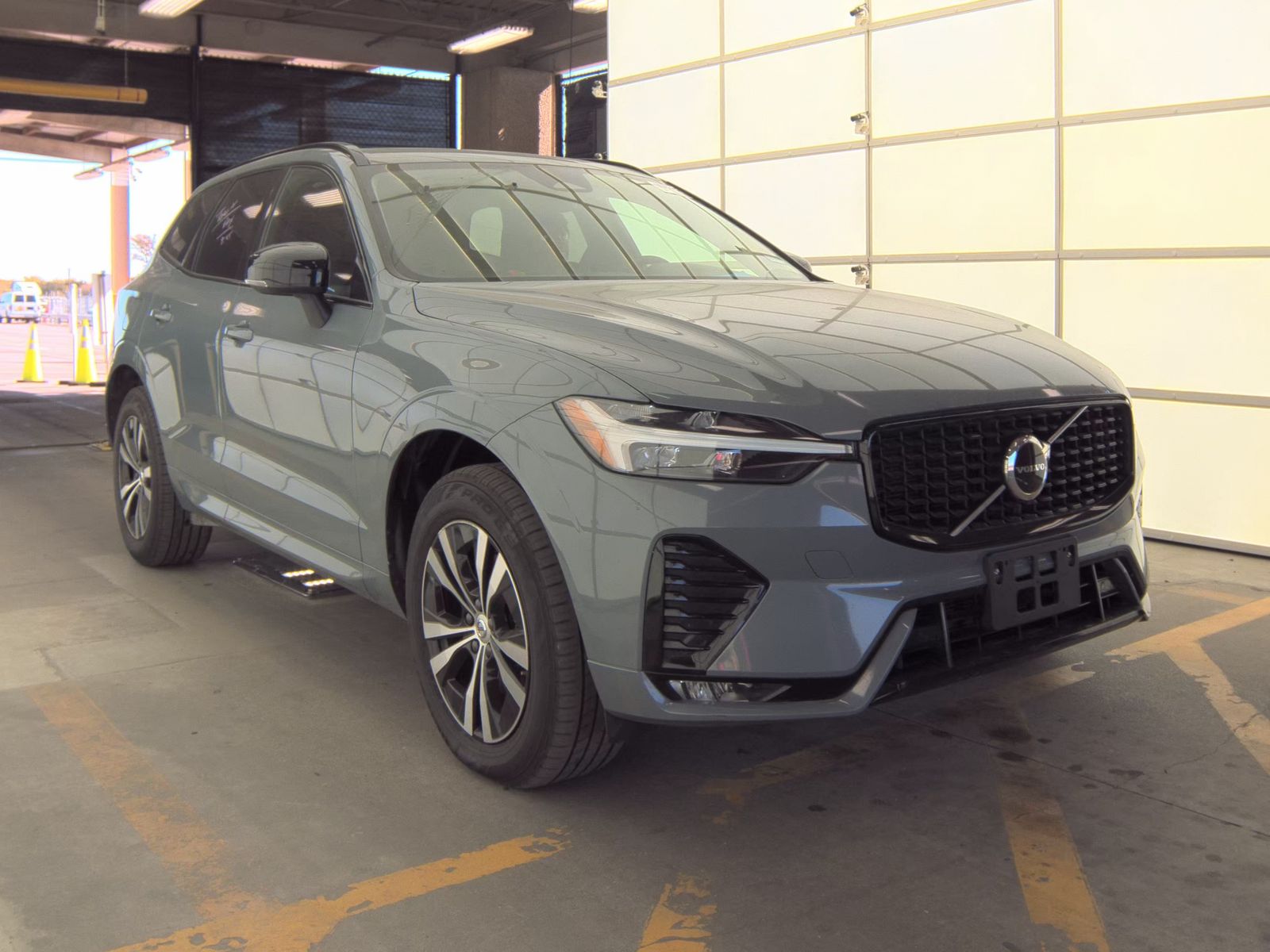 2024 Volvo XC60 B5 Core AWD