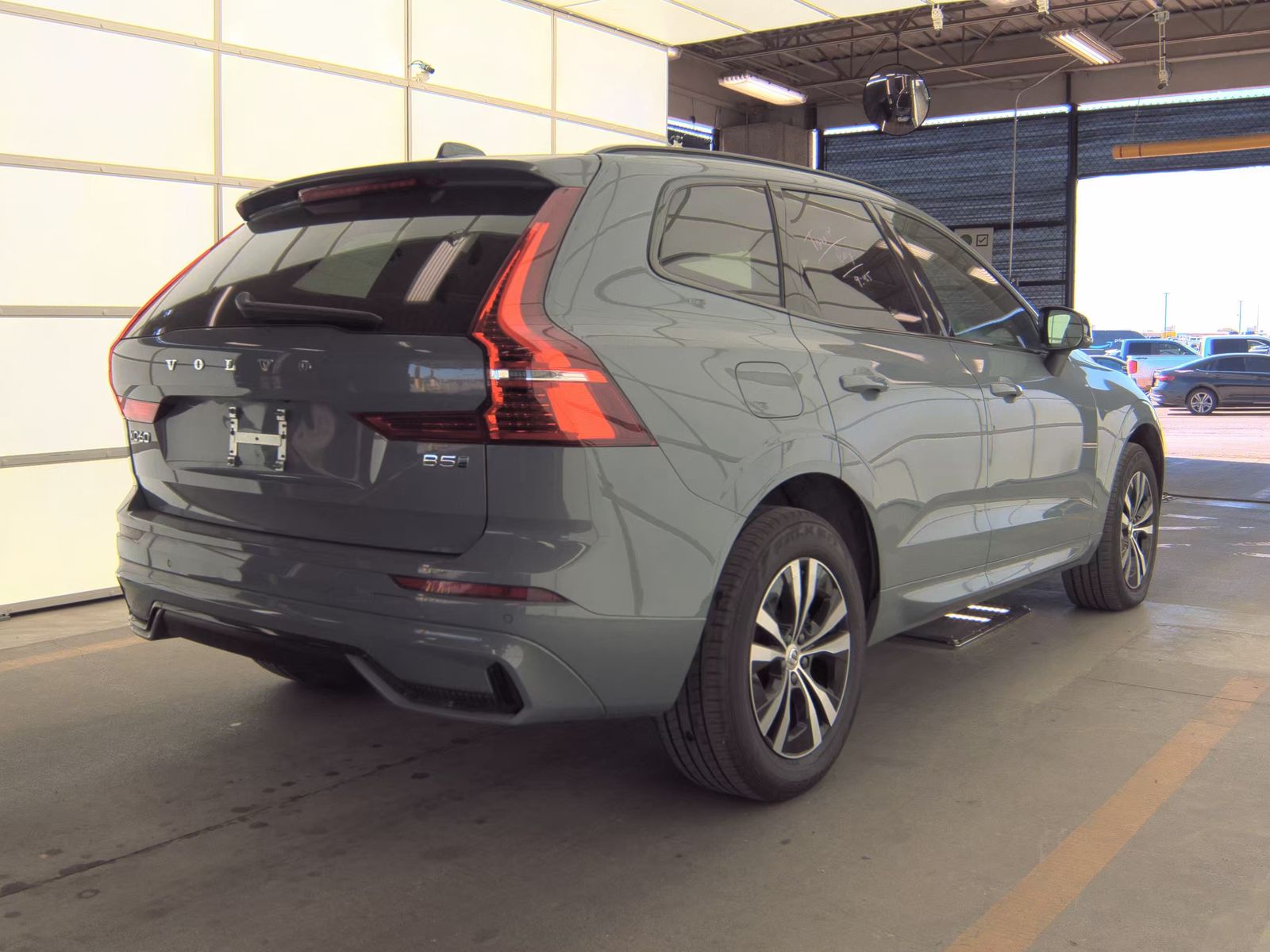 2024 Volvo XC60 B5 Core AWD