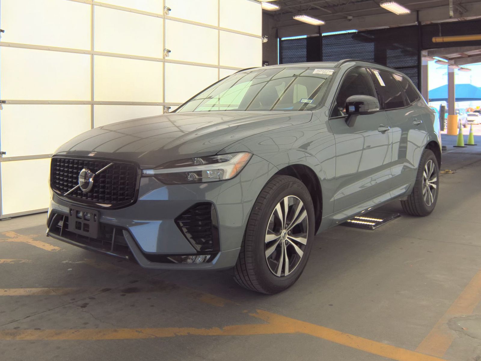 2024 Volvo XC60 B5 Core AWD