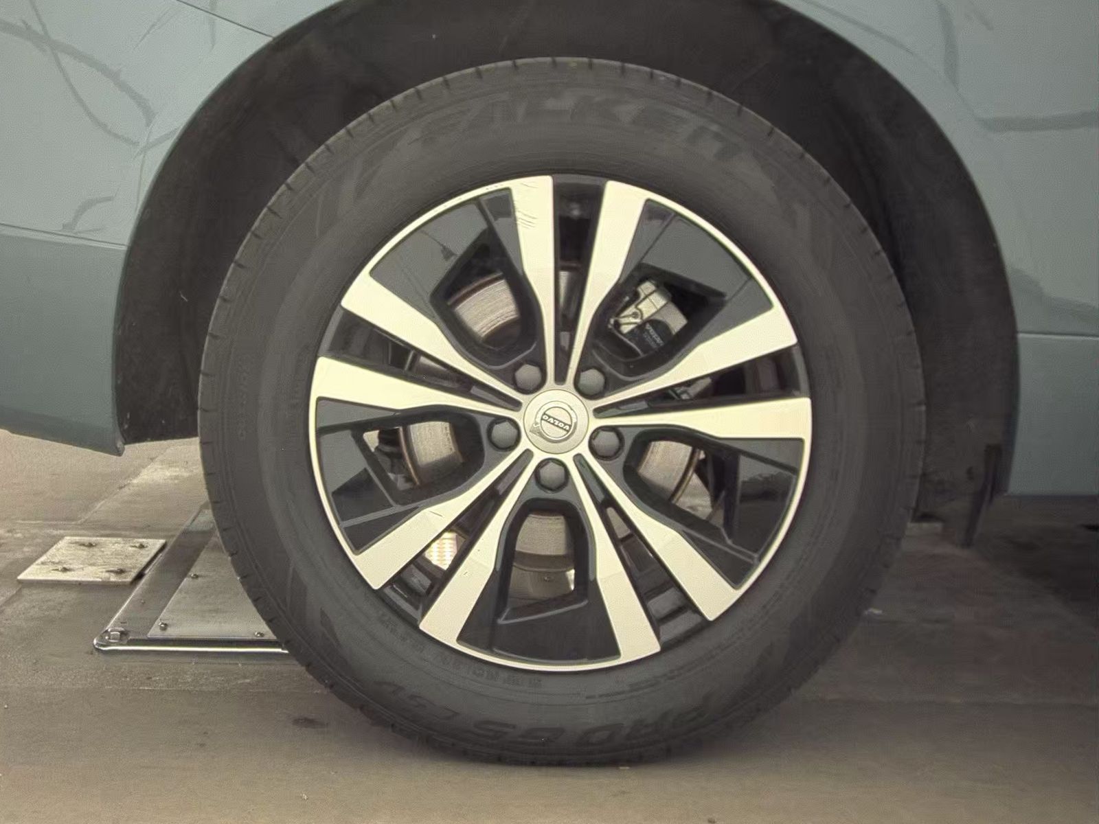 2024 Volvo XC60 B5 Core AWD