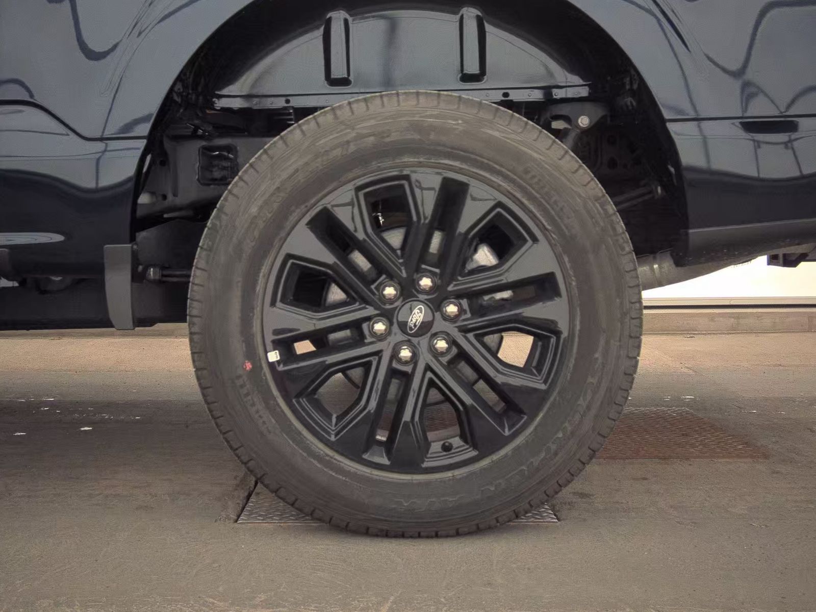 2025 Ford F-150 Hybrid XLT AWD