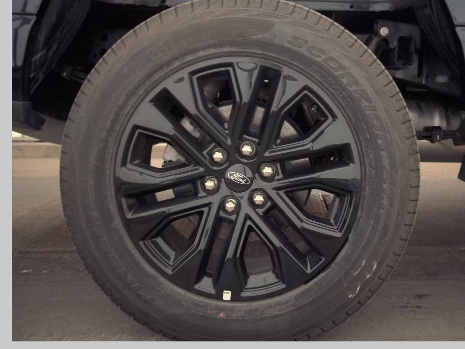 2025 Ford F-150 Hybrid XLT AWD