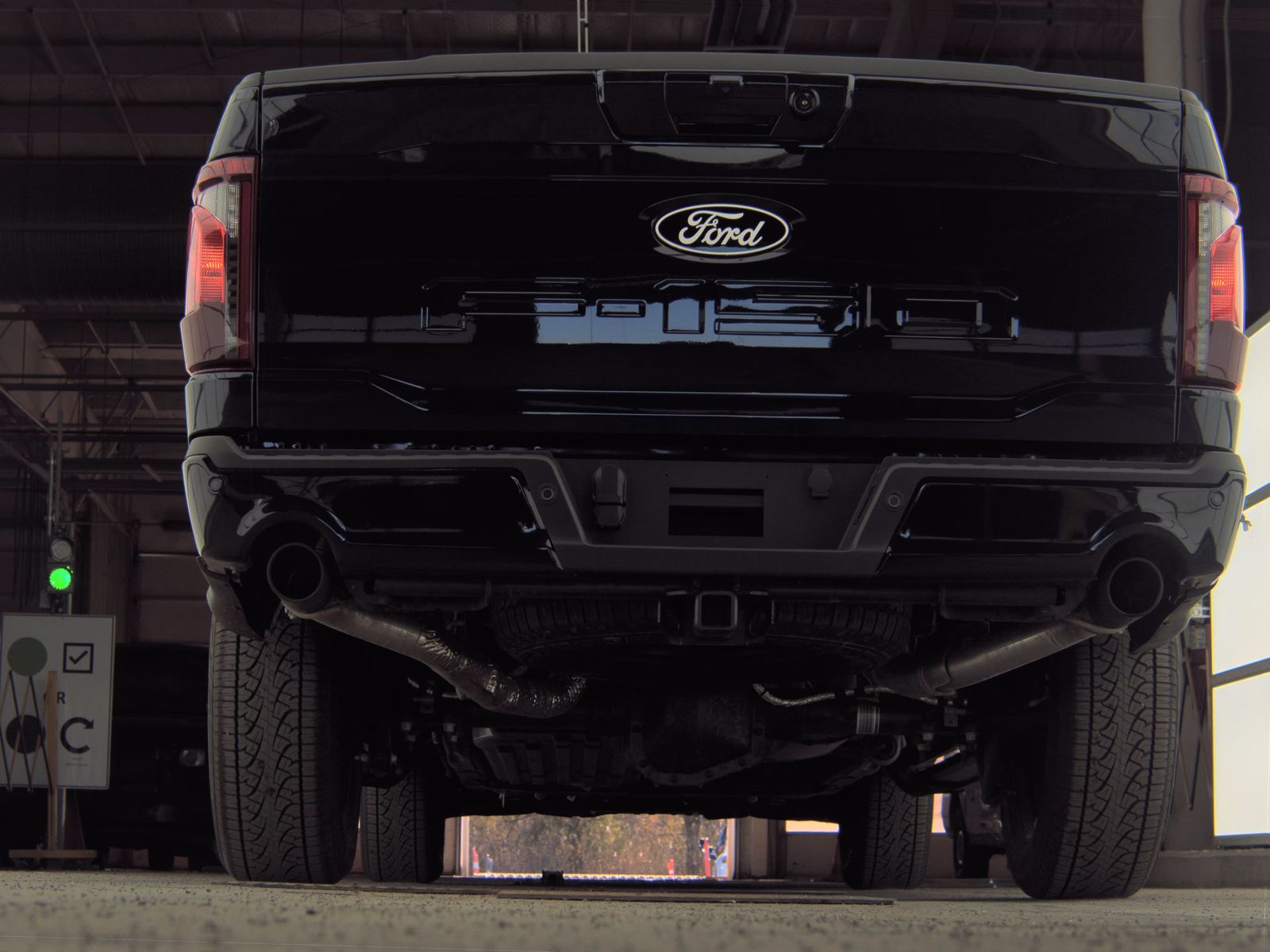 2025 Ford F-150 Hybrid XLT AWD