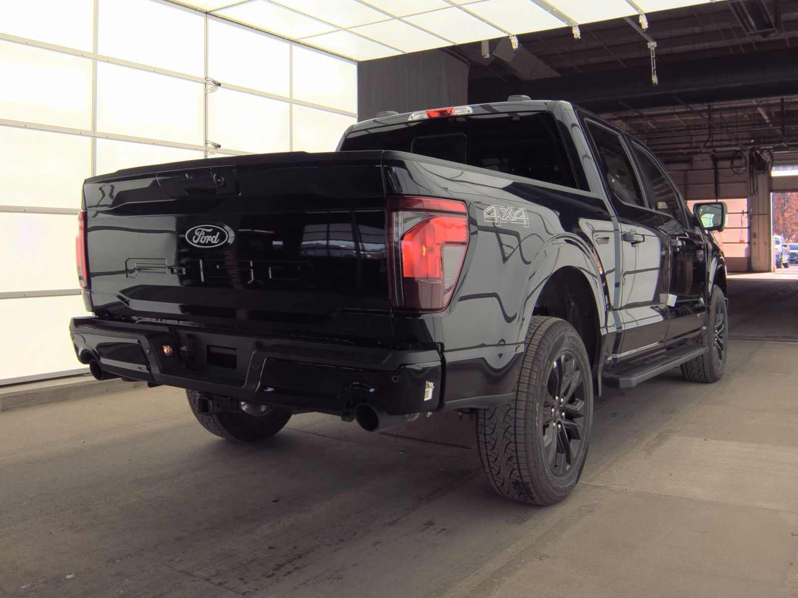 2025 Ford F-150 Hybrid XLT AWD