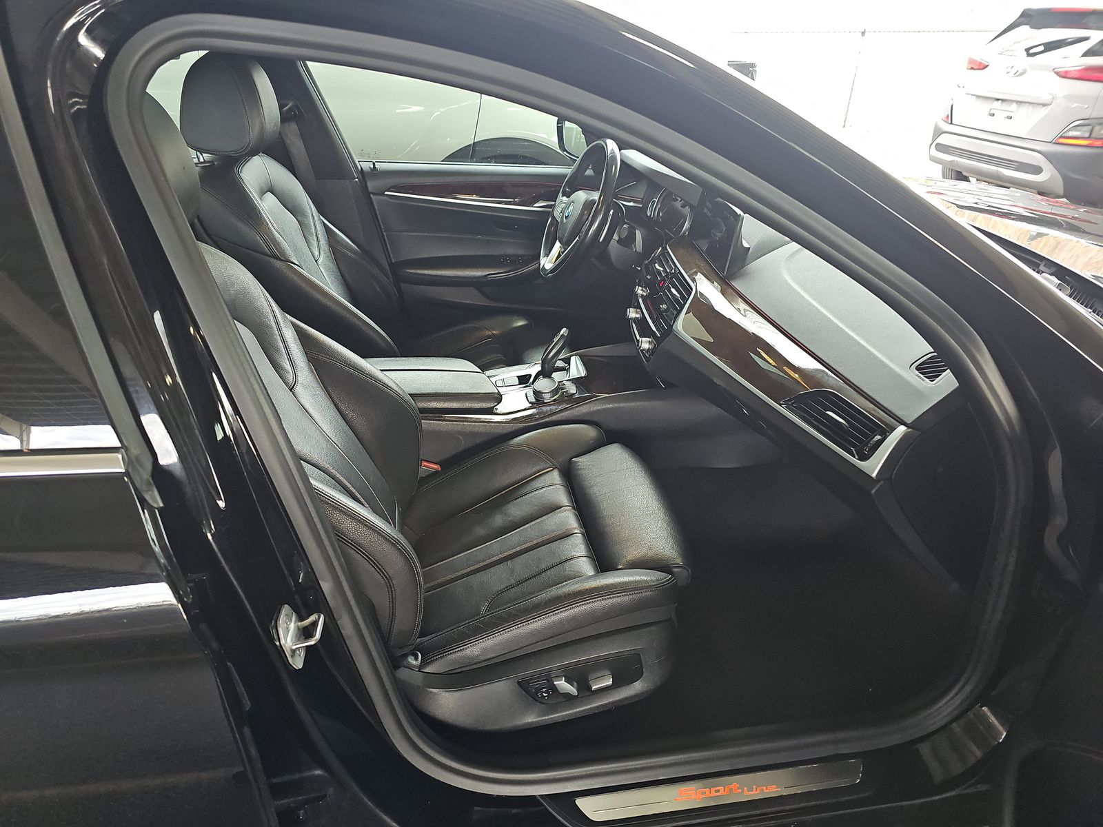 2017 BMW 5 Series 530i xDrive AWD