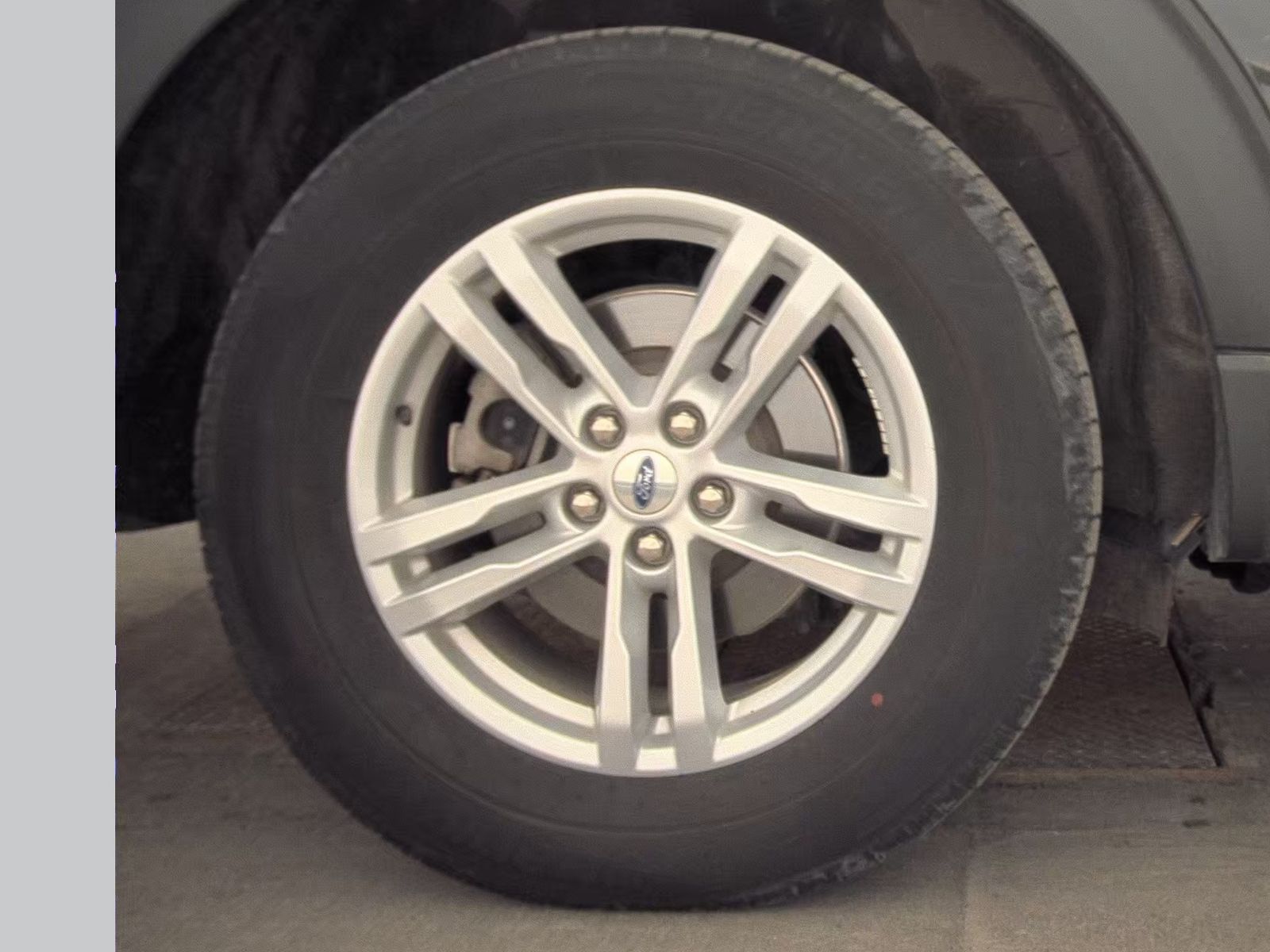 2023 Ford Explorer XLT AWD