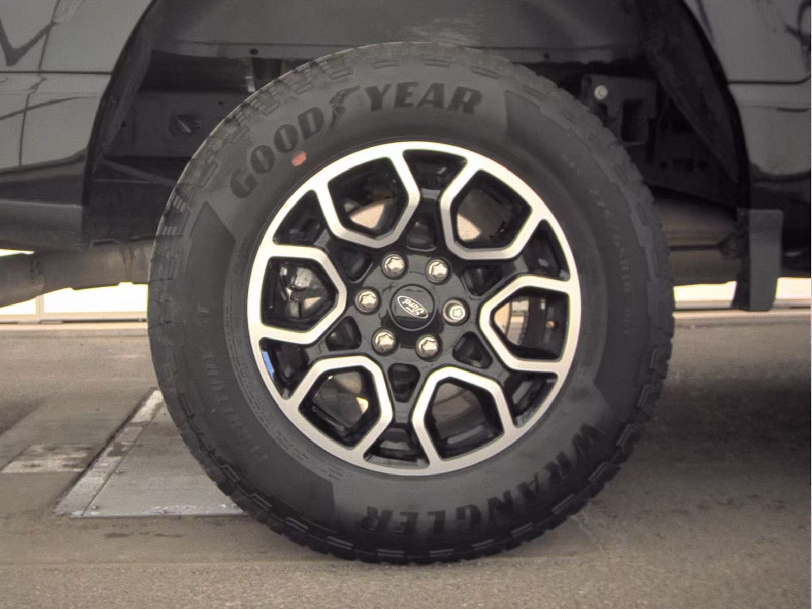 2023 Ford F-150 XLT AWD