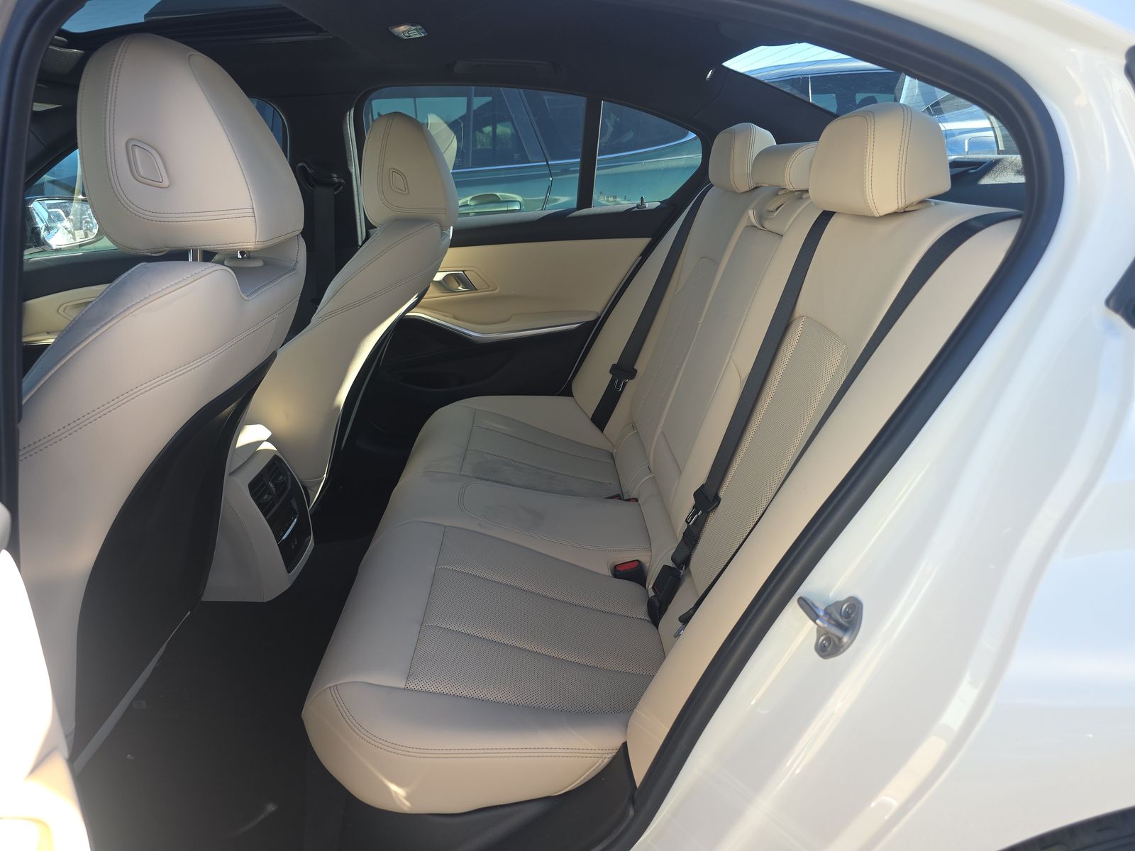 2025 BMW 3 Series 330i xDrive AWD