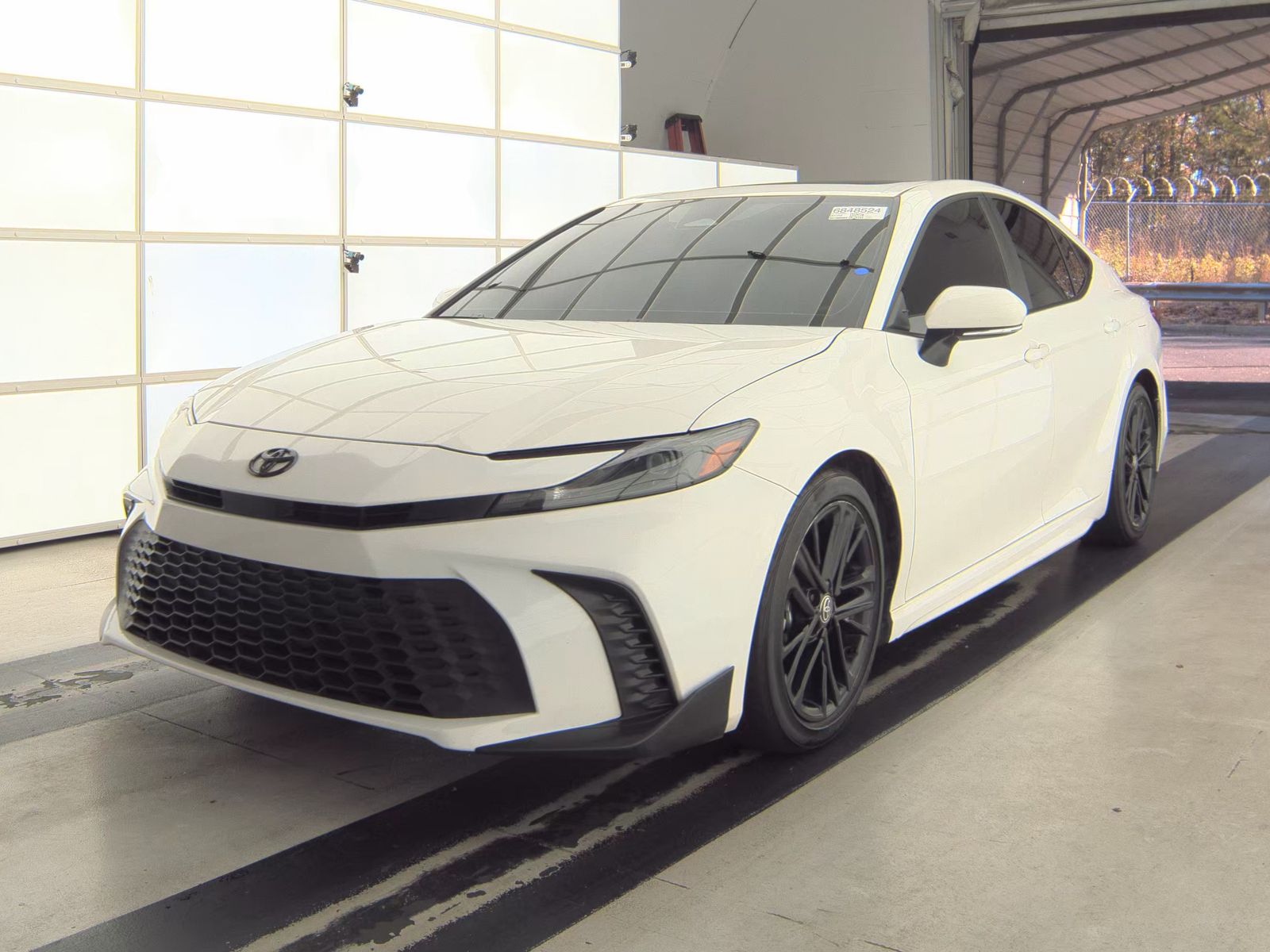 2025 Toyota Camry SE FWD