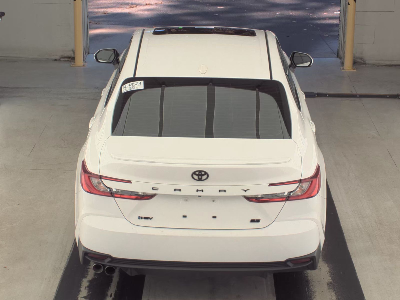 2025 Toyota Camry SE FWD