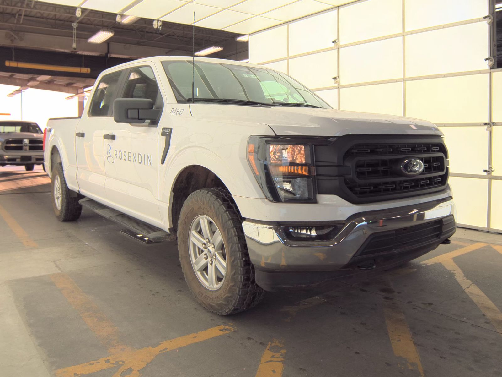 2023 Ford F-150 XL AWD