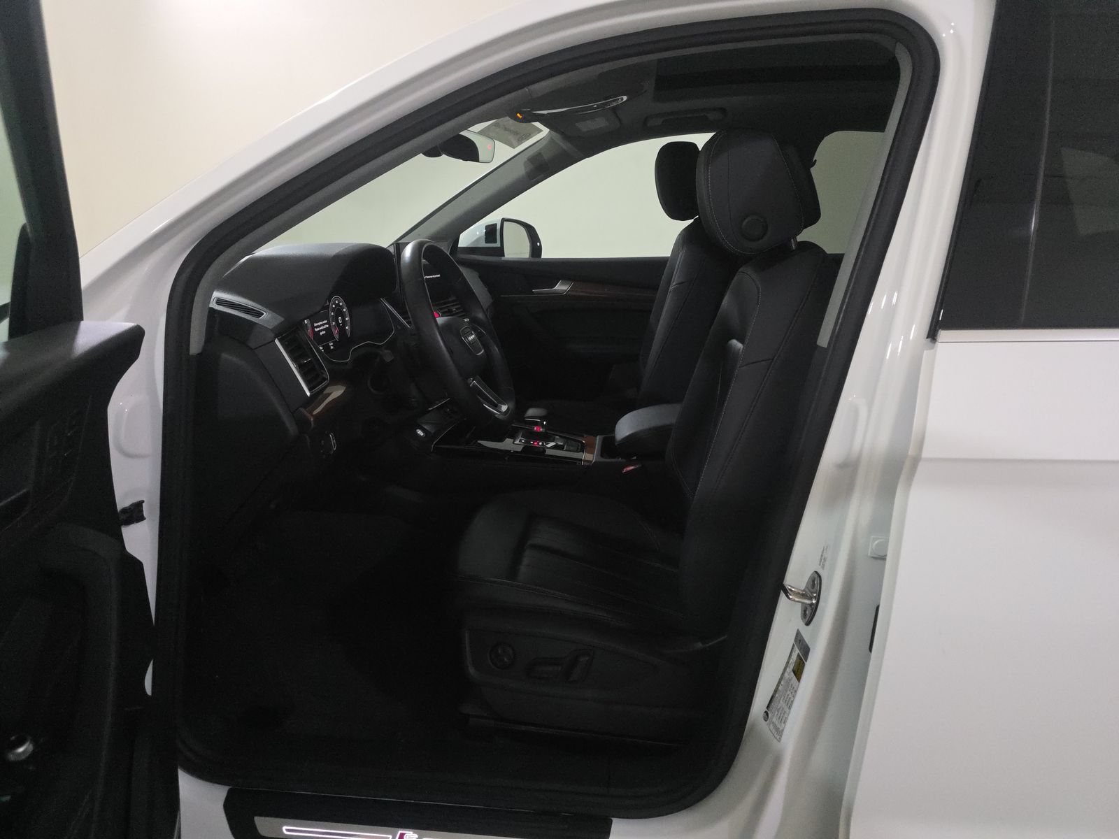 2023 Audi Q5 S line Premium Plus AWD