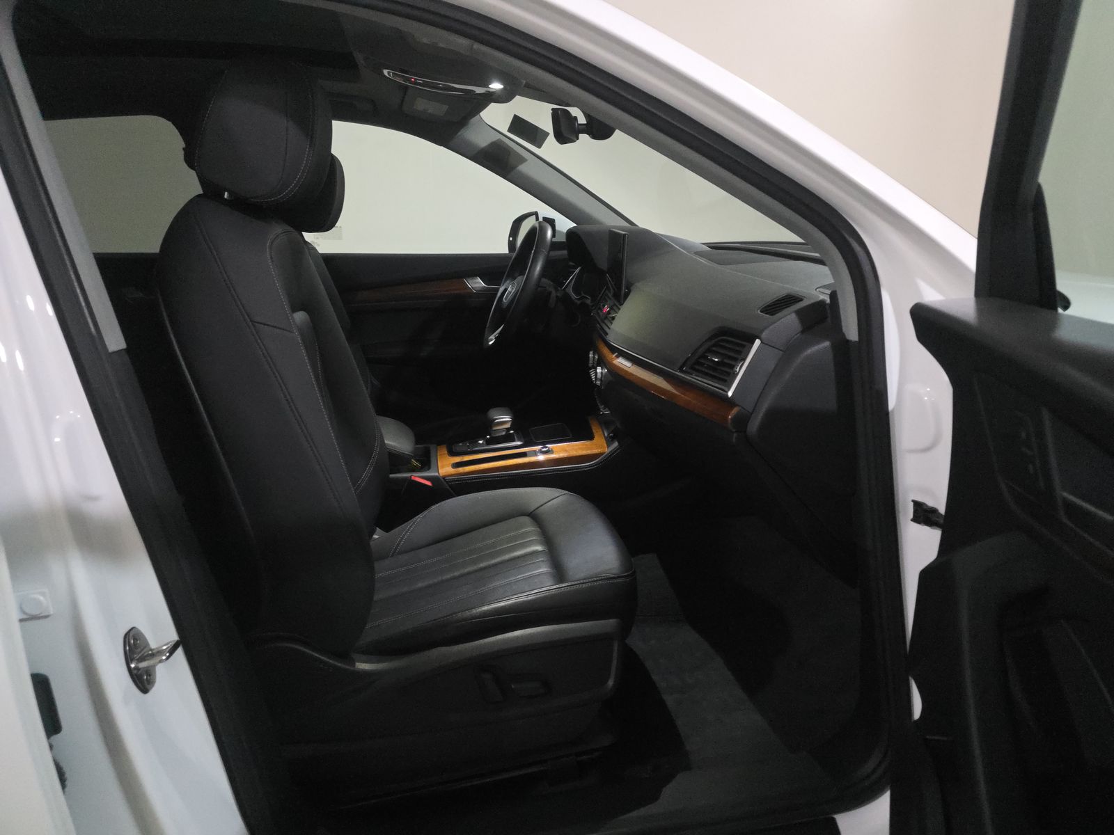 2023 Audi Q5 S line Premium Plus AWD