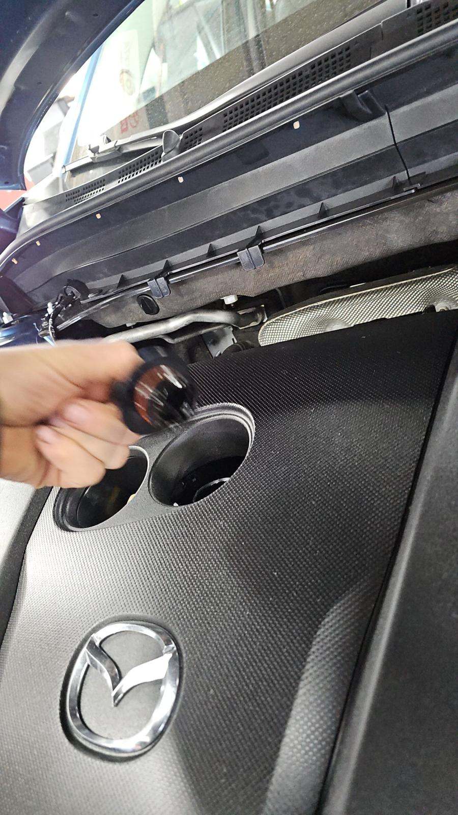 2022 MAZDA CX-5 2.5 S Preferred Package AWD