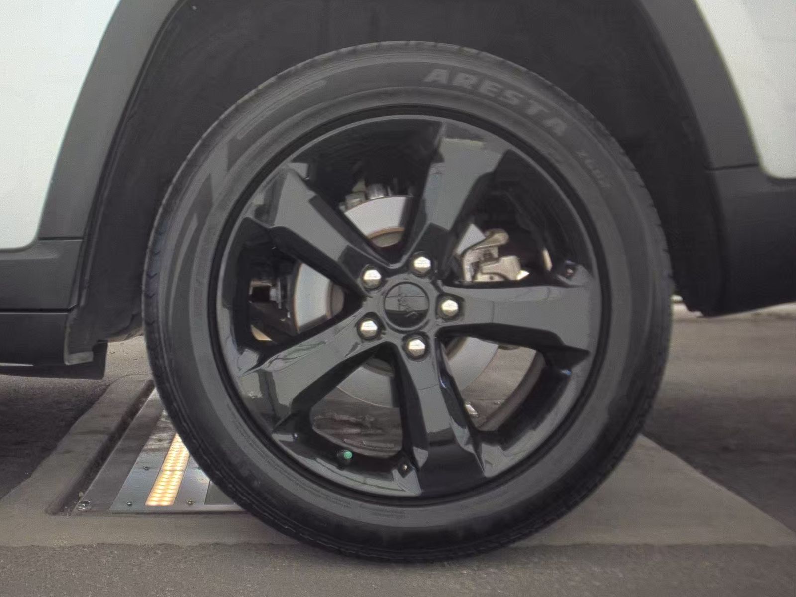 2023 Jeep Grand Cherokee Limited RWD