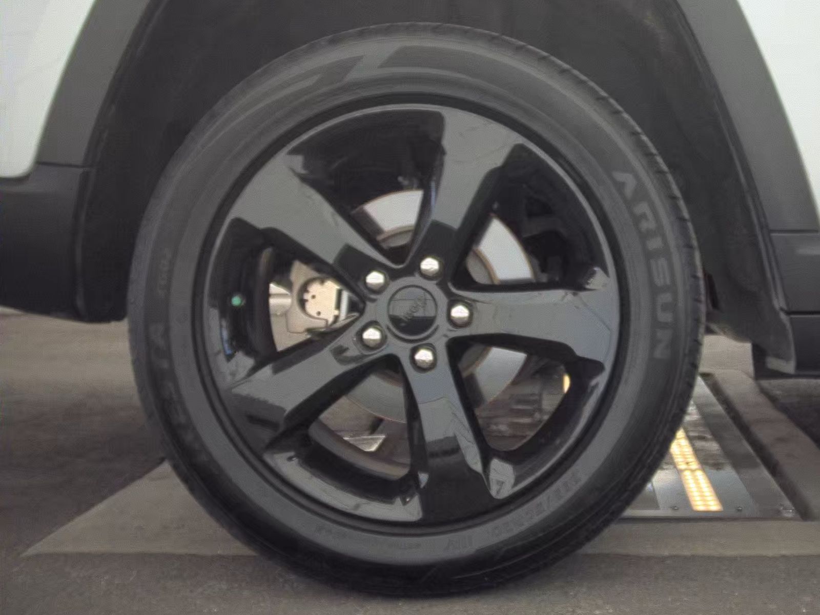 2023 Jeep Grand Cherokee Limited RWD