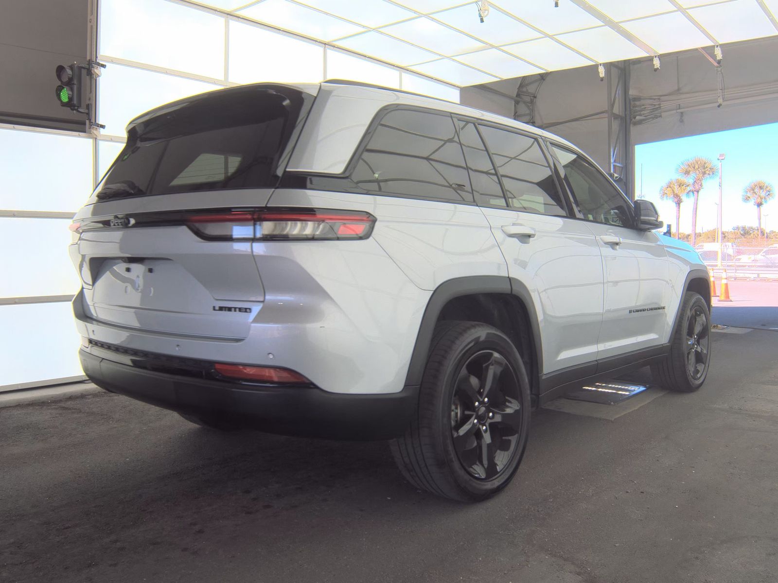 2023 Jeep Grand Cherokee Limited RWD