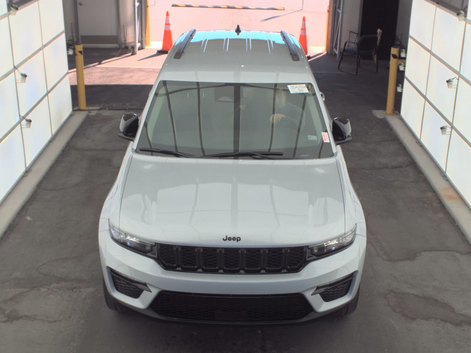 2023 Jeep Grand Cherokee Limited RWD