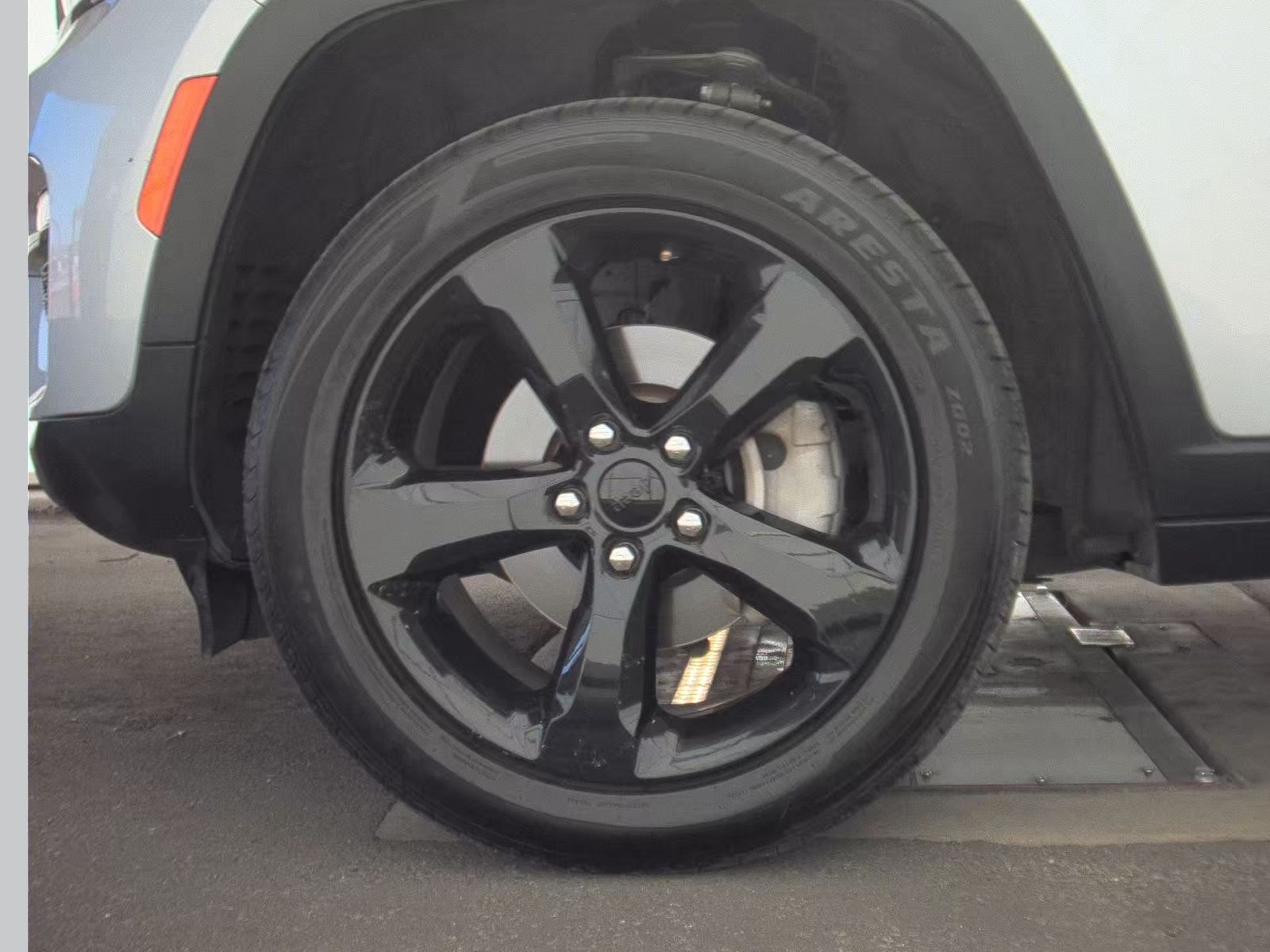 2023 Jeep Grand Cherokee Limited RWD