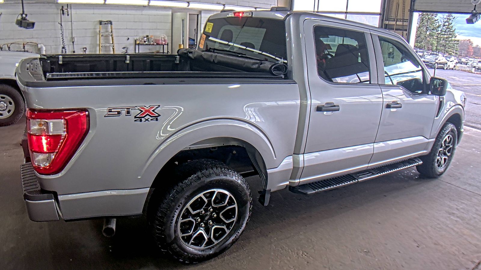 2023 Ford F-150 XL AWD