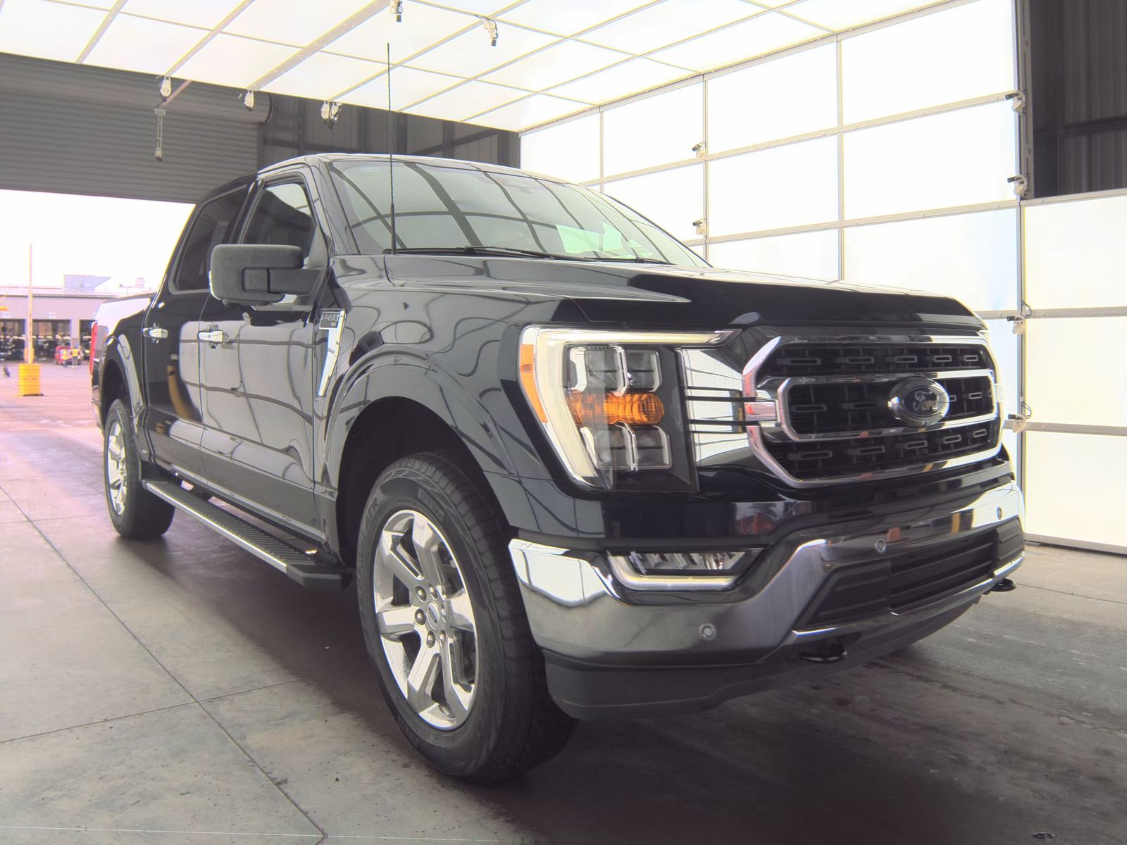 2023 Ford F-150 XLT AWD